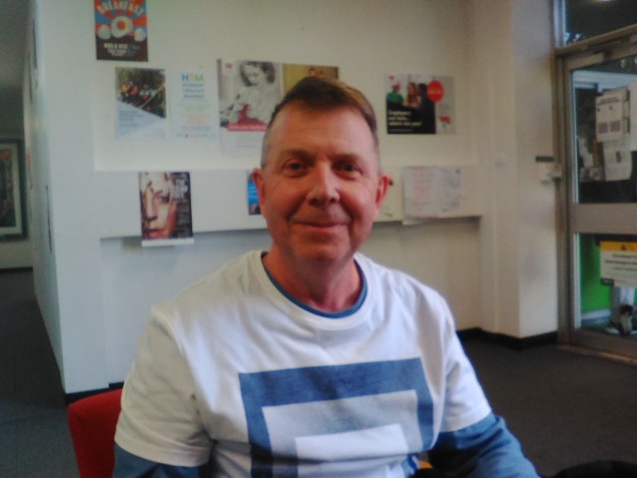 Tas poet and artist Ron C. Moss shares his haiku and chooses some music. on Adrian's Attic with Adrian